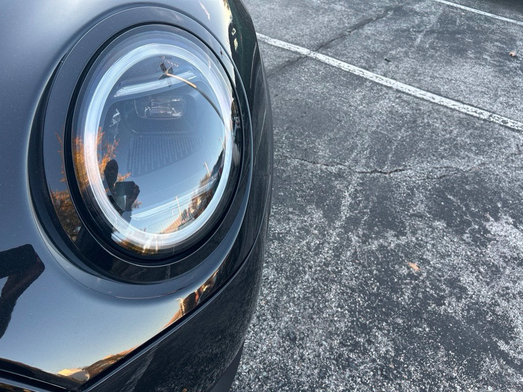 2025 MINI Cooper Signature Plus Hardtop 2 Door