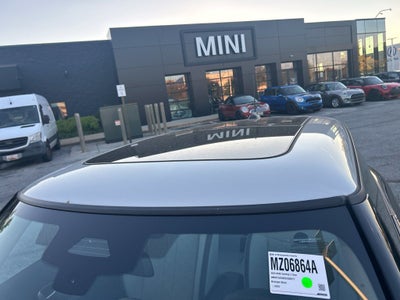 2025 MINI Cooper Signature Plus Hardtop 2 Door
