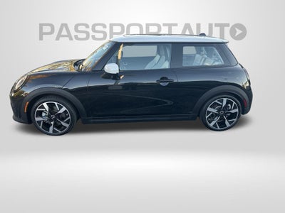 2025 MINI Cooper Signature Plus Hardtop 2 Door