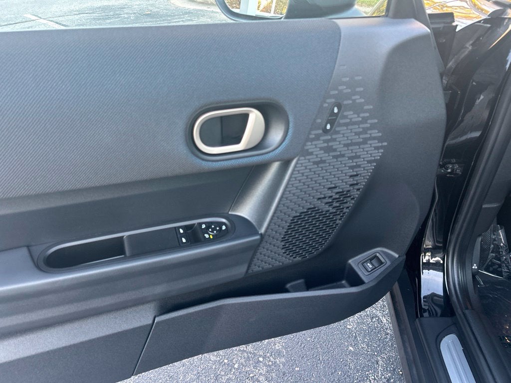 2025 MINI Cooper Signature Plus Hardtop 2 Door
