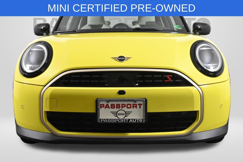 2025 MINI 2 Door Cooper Iconic