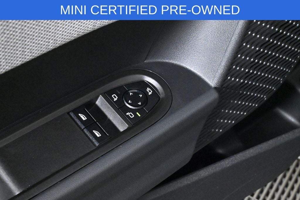 2025 MINI 2 Door Cooper Iconic