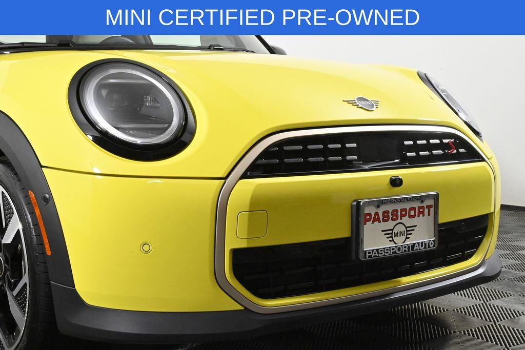 2025 MINI 2 Door Cooper Iconic