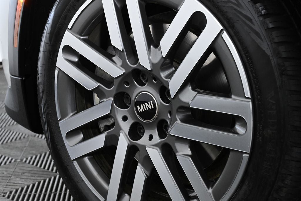 2025 MINI 2 Door Cooper Iconic