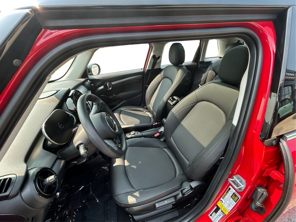 2024 MINI Cooper Signature 4 Door