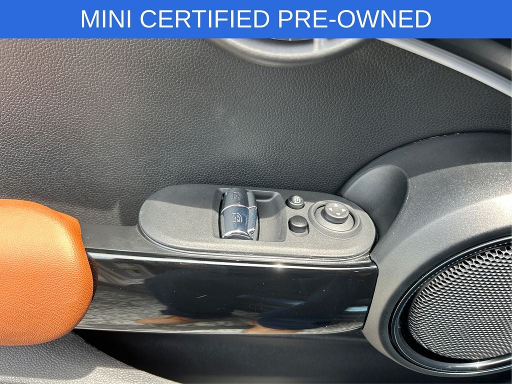 2024 MINI Cooper S Iconic