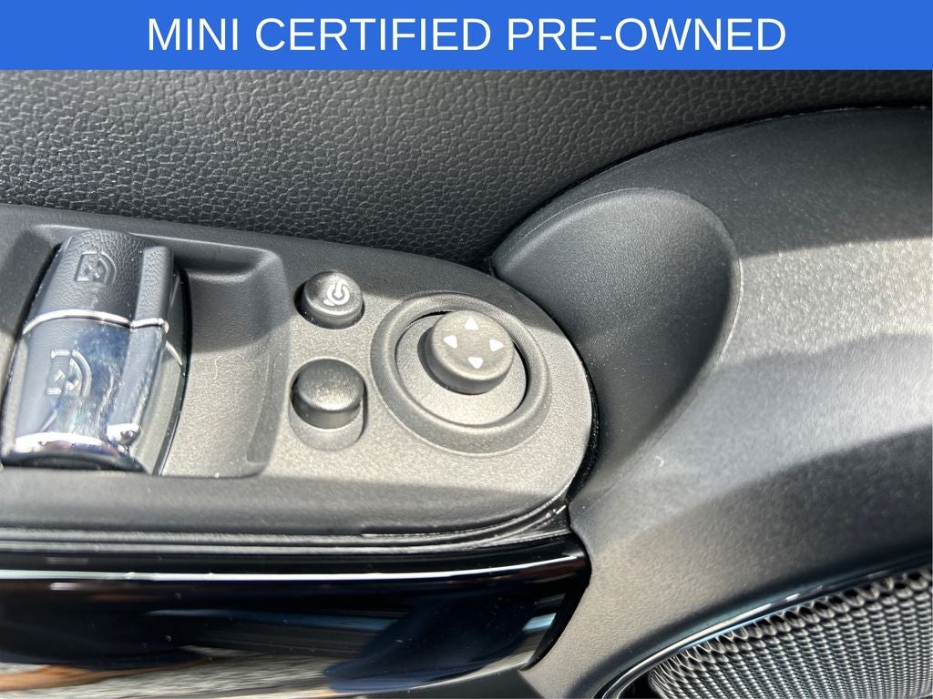 2024 MINI Cooper S Iconic
