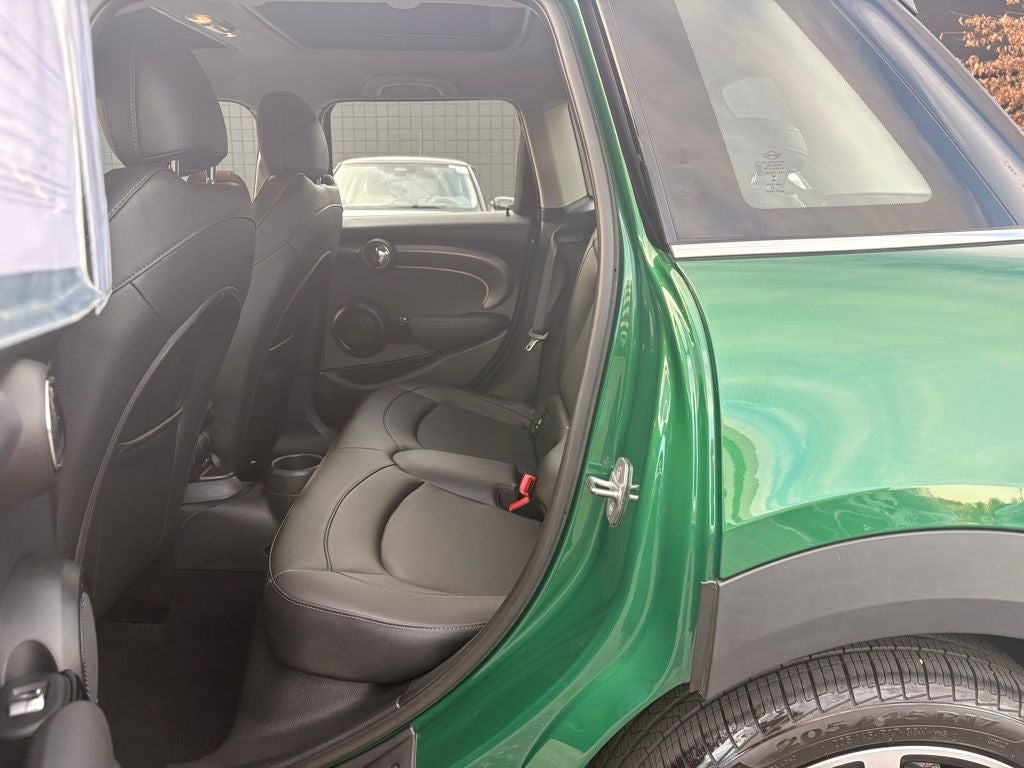 2023 MINI Cooper S Signature Hardtop 4 Door