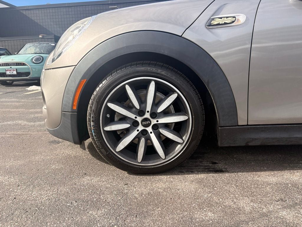 2016 MINI Cooper S Base