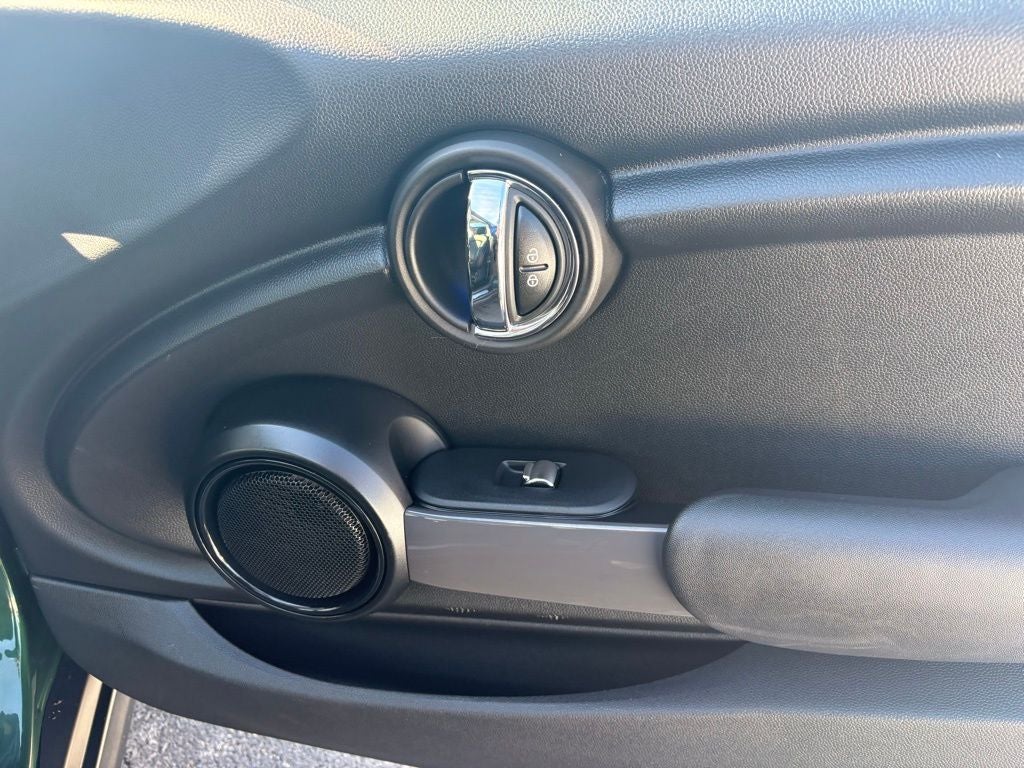 2015 MINI Hardtop 2 Door Cooper