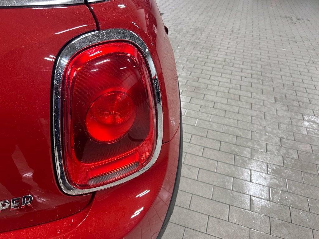 2017 MINI Cooper Base Hardtop 2 Door