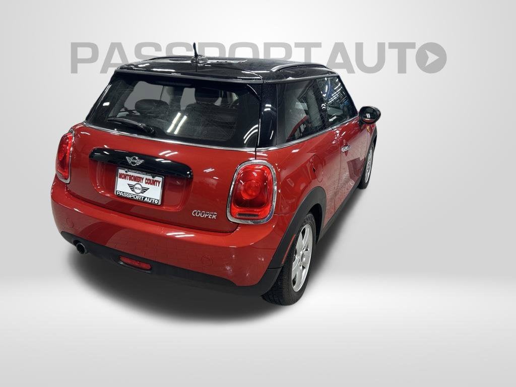 2017 MINI Cooper Base Hardtop 2 Door