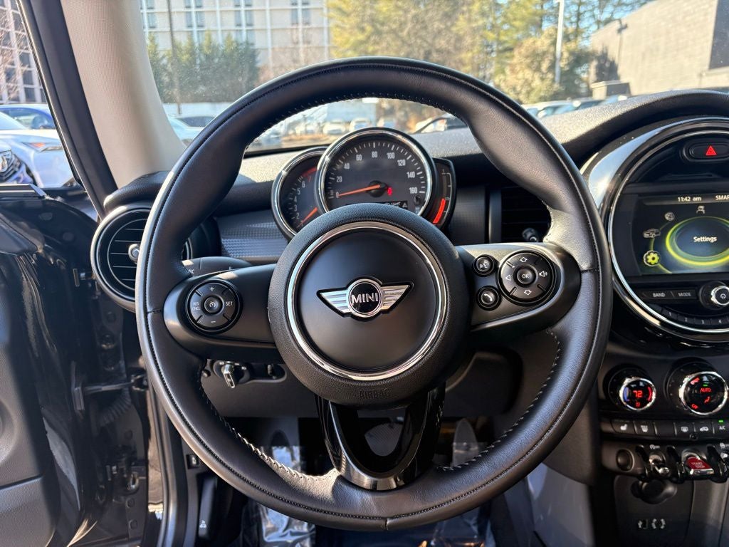 2018 MINI Oxford Edition 