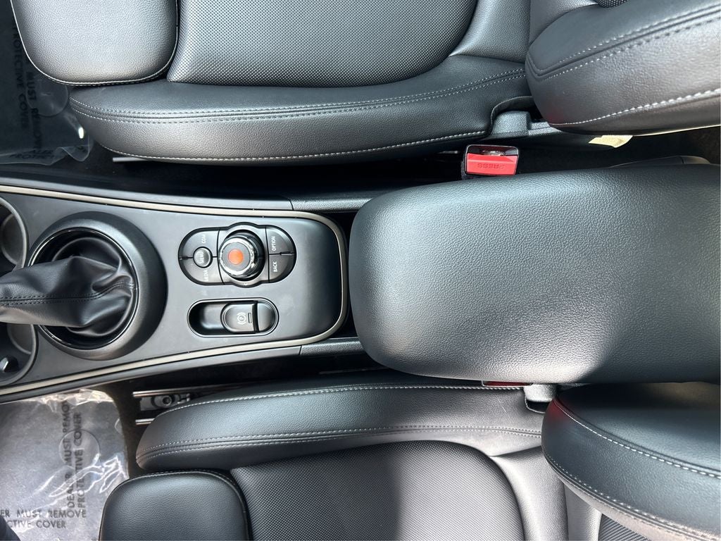 2019 MINI Cooper S E Countryman Signature