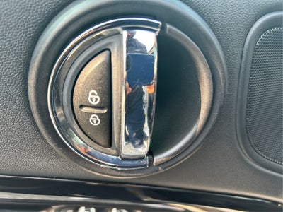 2019 MINI Cooper S E Countryman Signature