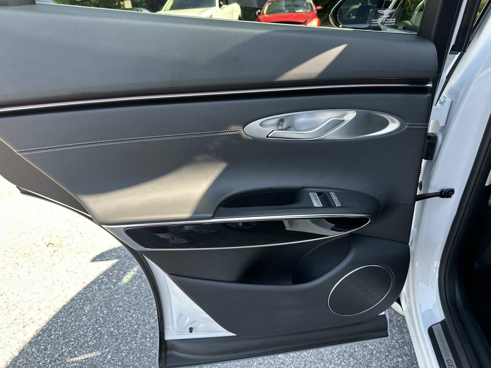 2026 Genesis Gv70 2.5T