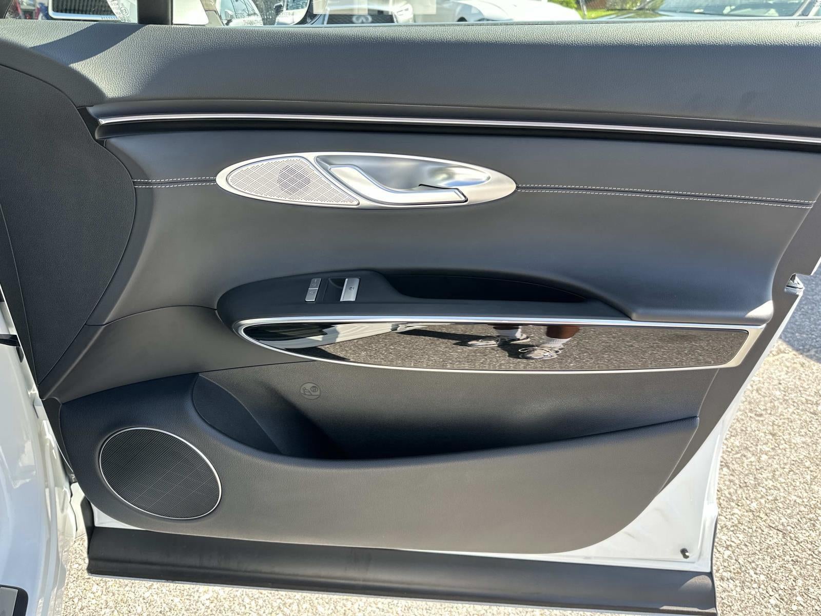 2026 Genesis Gv70 2.5T