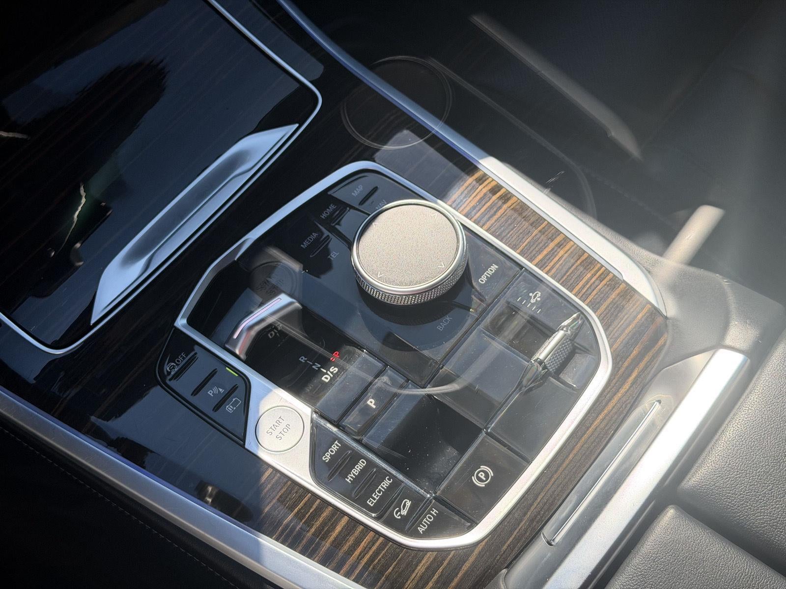 2025 BMW X5 xDrive50e