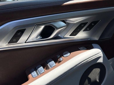 2023 BMW XM Base