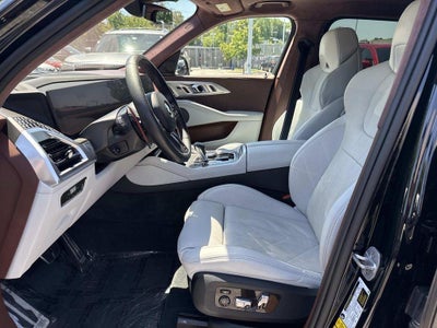 2023 BMW XM Base