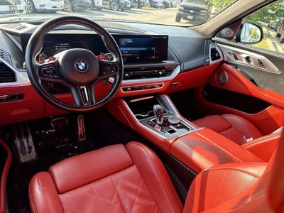 2023 BMW XM Base