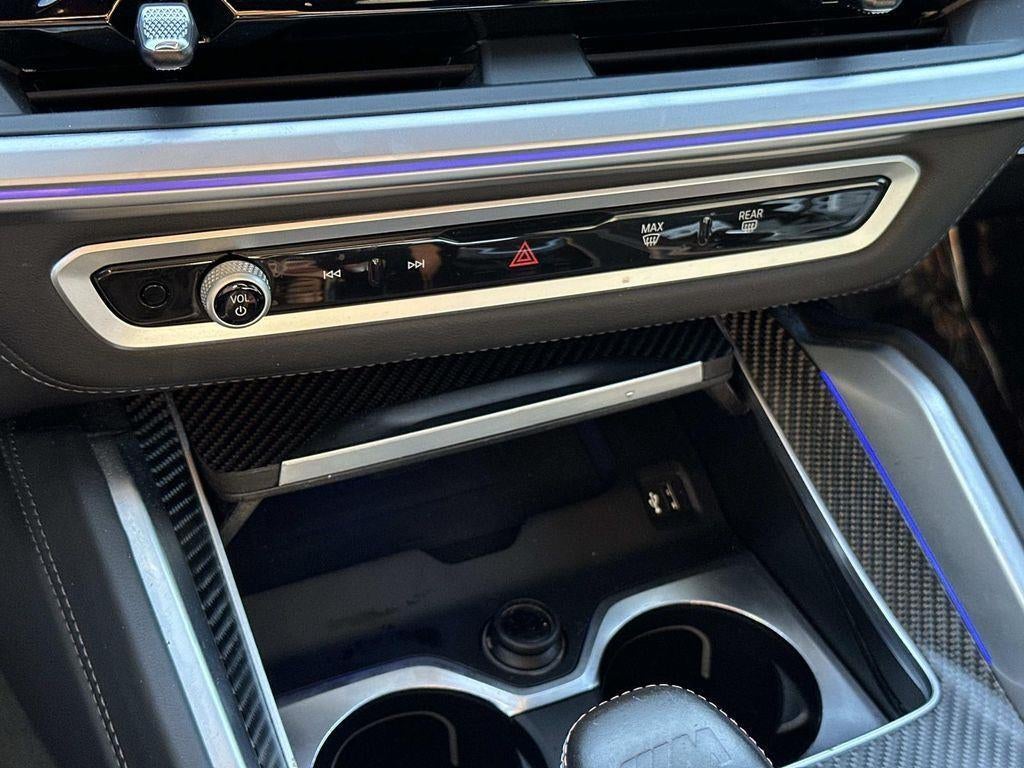 2025 BMW XM Base