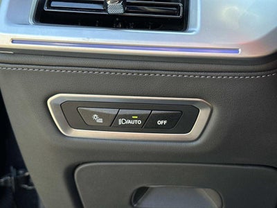 2025 BMW XM Base