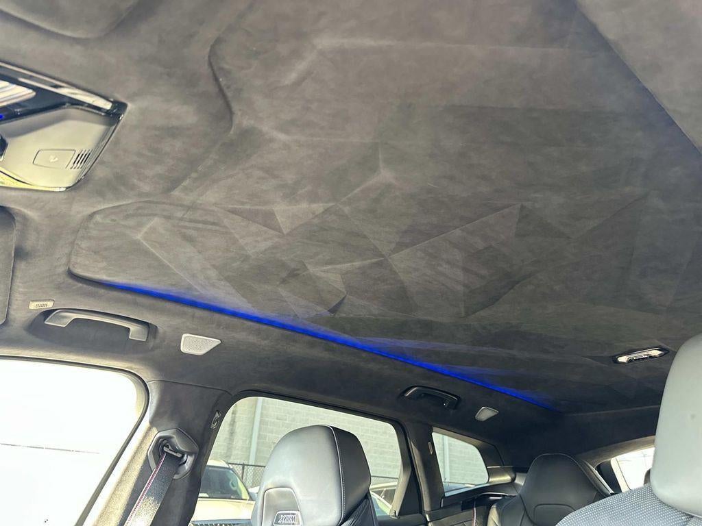 2025 BMW XM Base