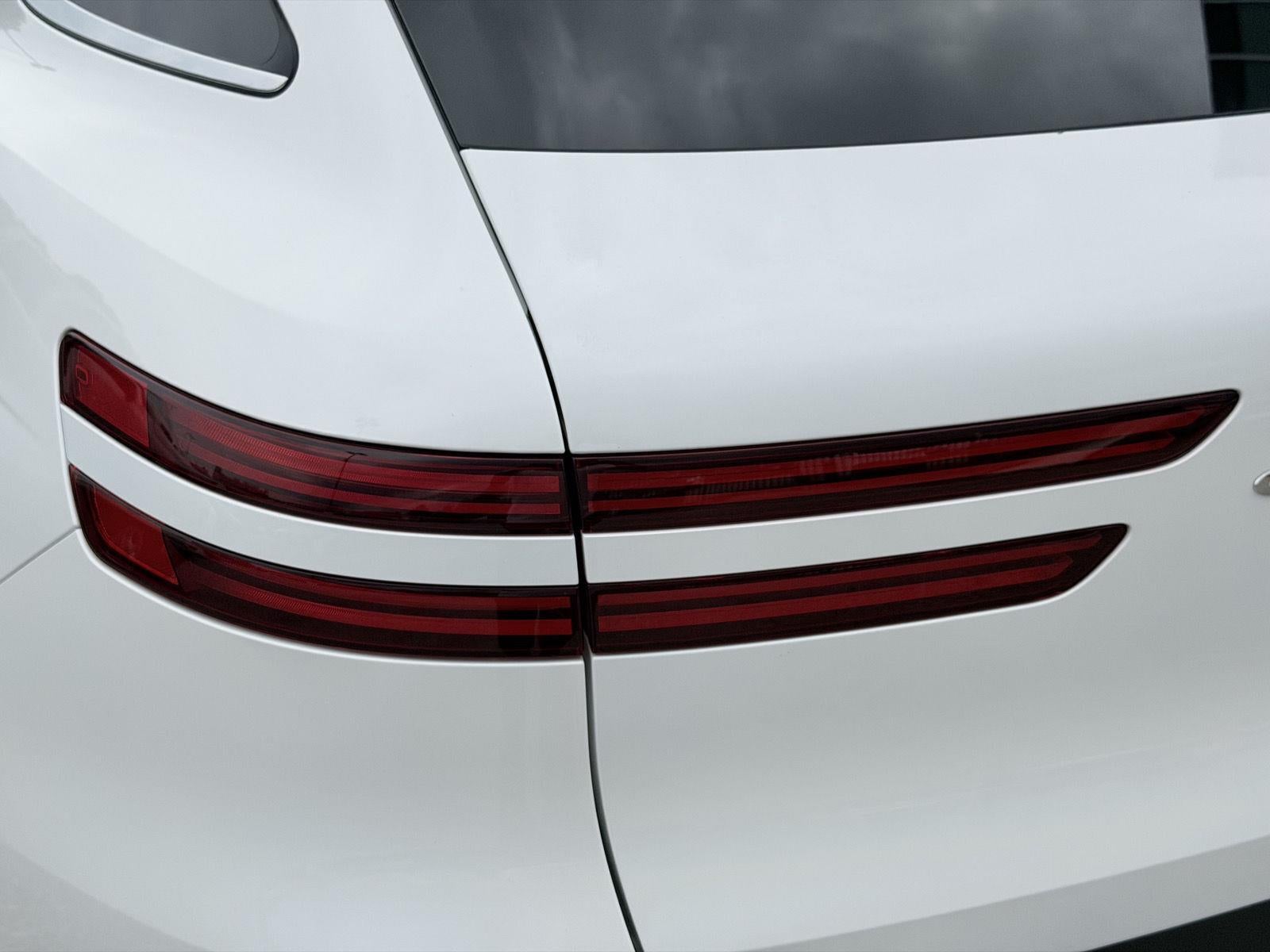 2027 Genesis GV70 2.5T Select