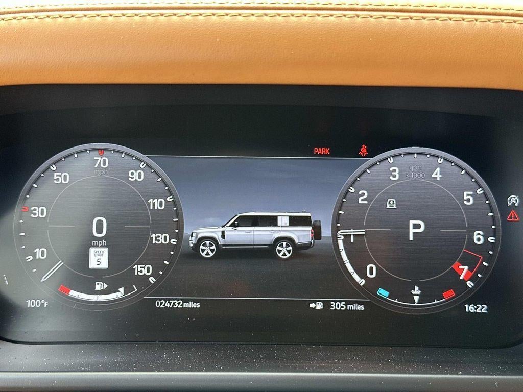 2023 Land Rover Defender First Edition