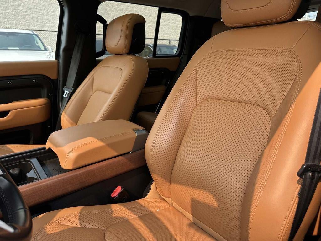 2023 Land Rover Defender First Edition