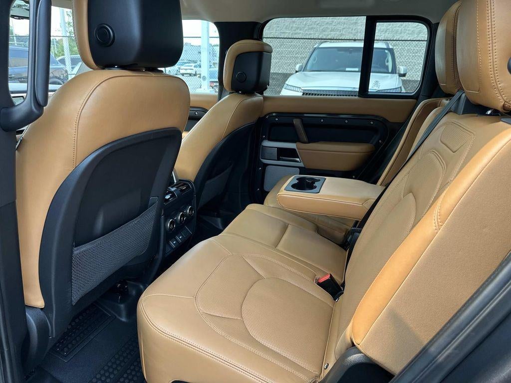 2023 Land Rover Defender First Edition
