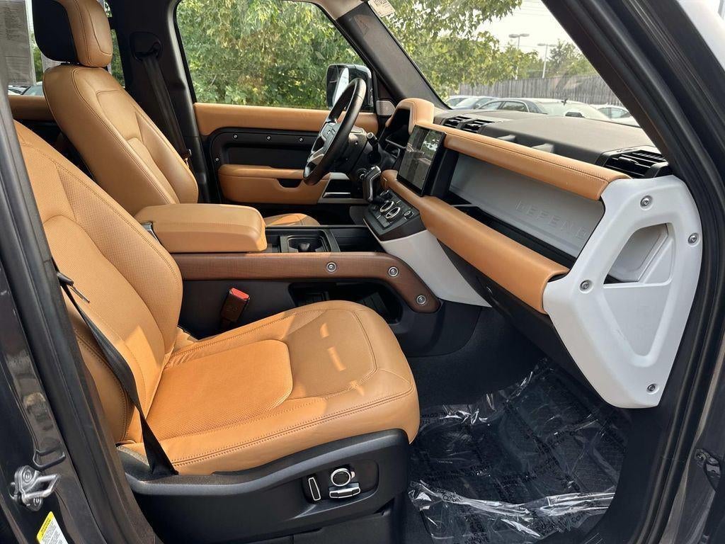 2023 Land Rover Defender First Edition
