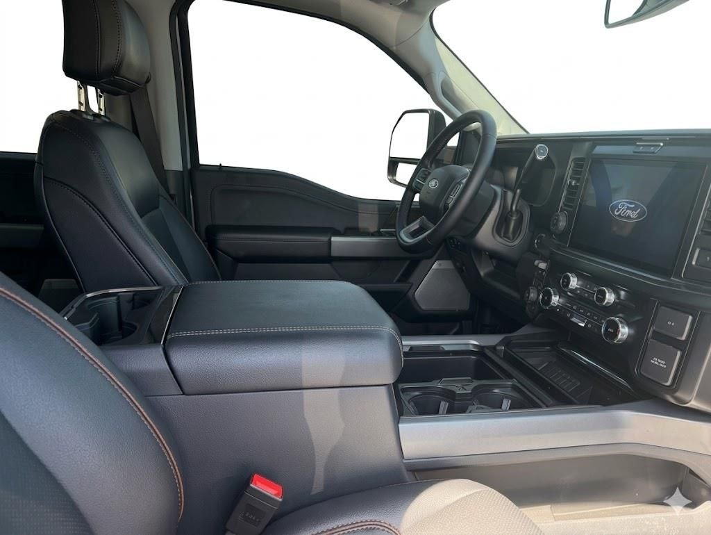 2026 Ford F-450SD Lariat DRW