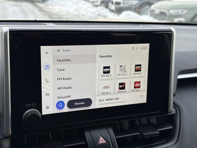 2025 Toyota RAV4 XLE