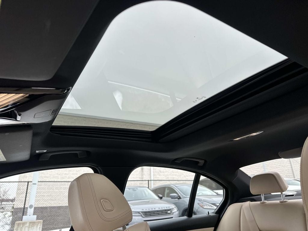 2022 BMW 3 Series 330i xDrive