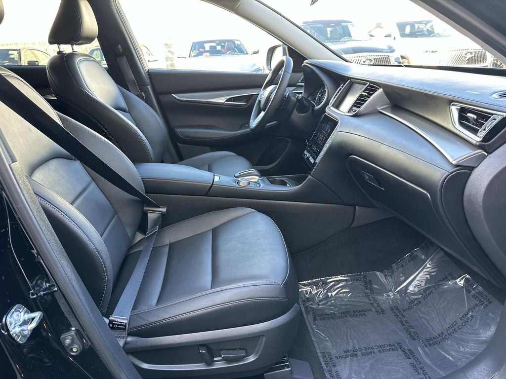 2023 INFINITI QX50 PURE