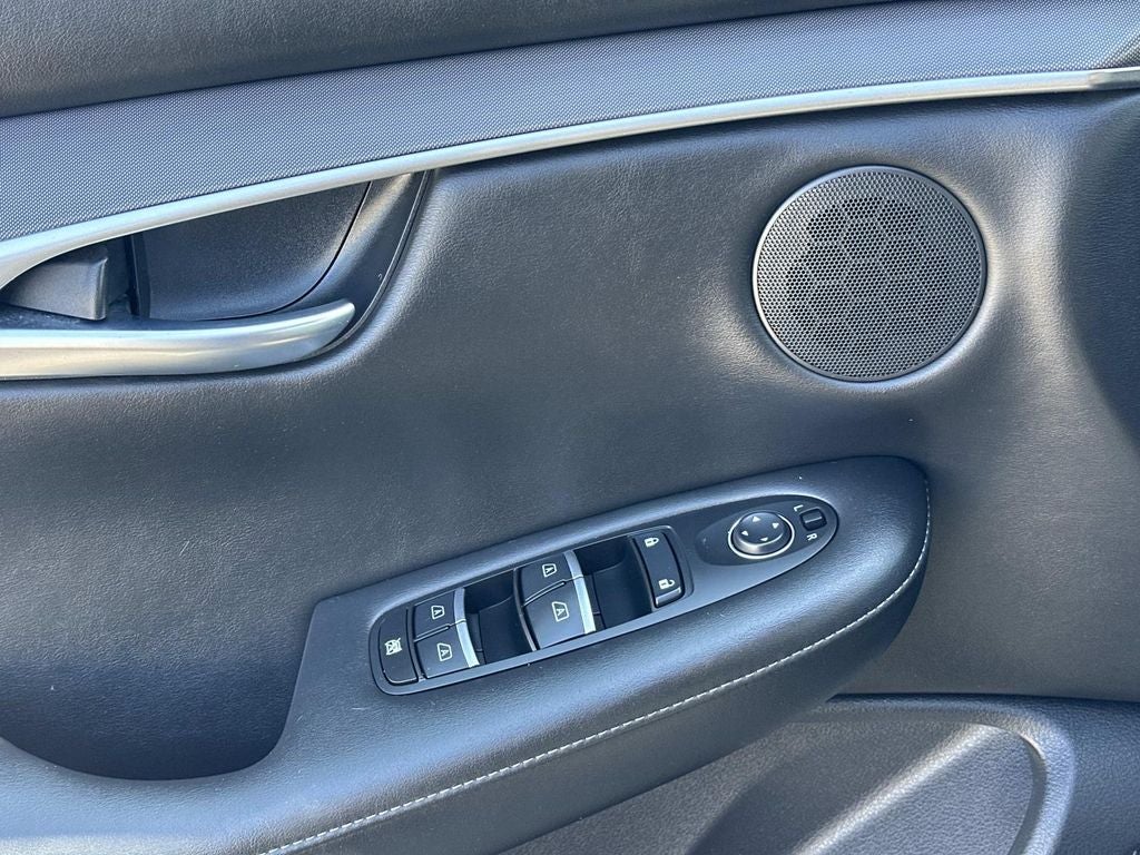 2023 INFINITI QX50 PURE