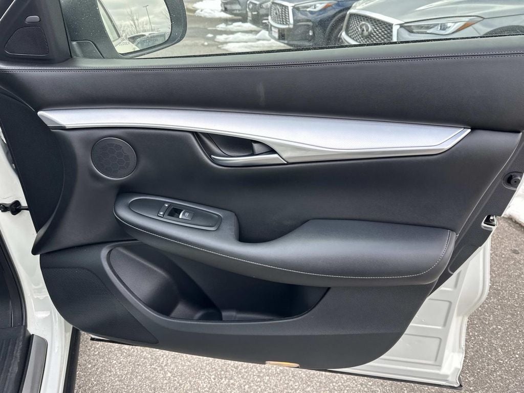 2021 INFINITI QX50 LUXE