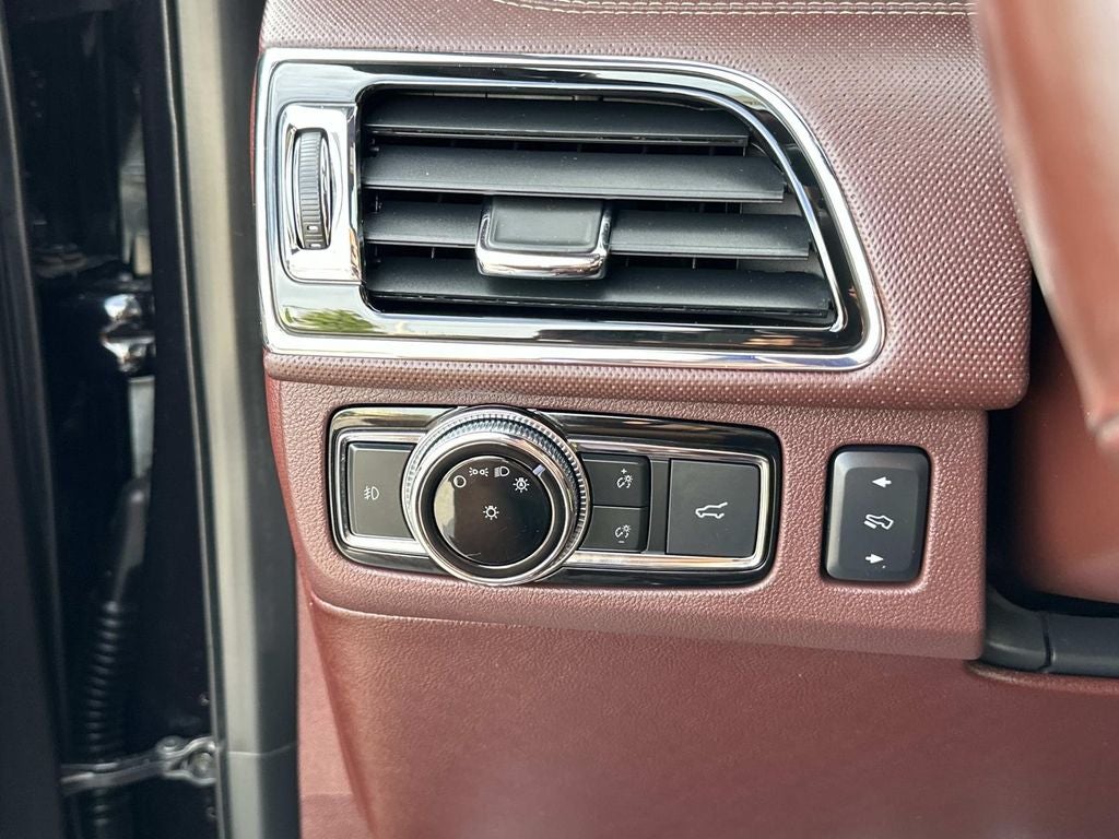 2019 Lincoln Navigator L Black Label