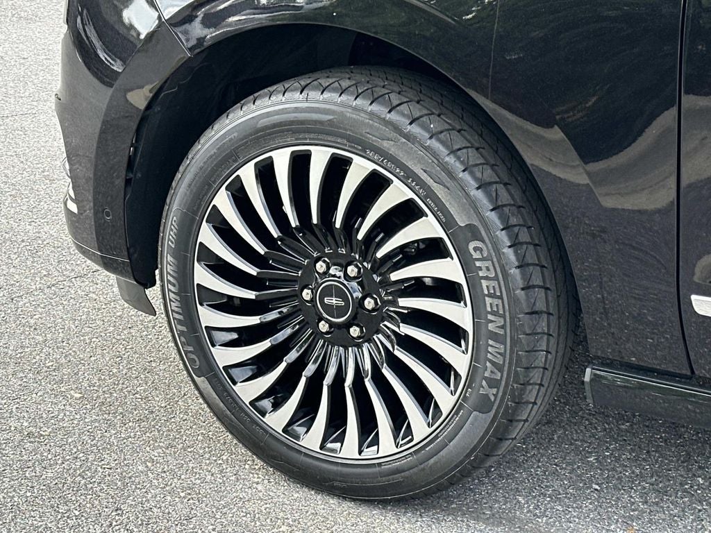 2019 Lincoln Navigator L Black Label