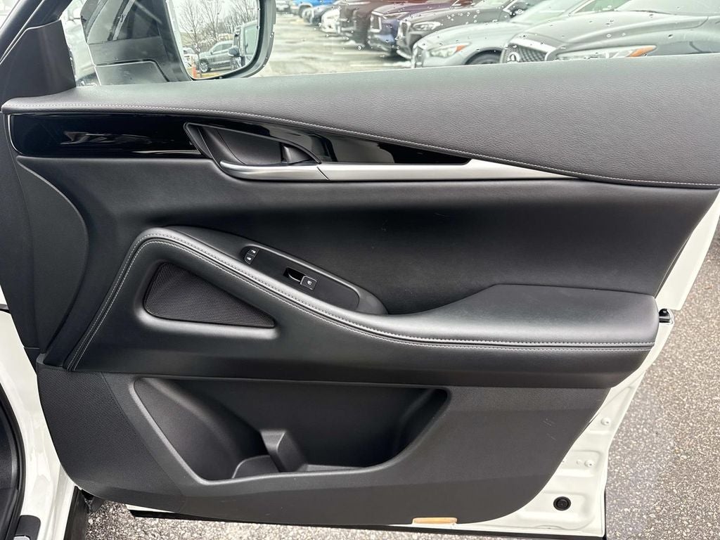 2025 INFINITI QX60 PURE