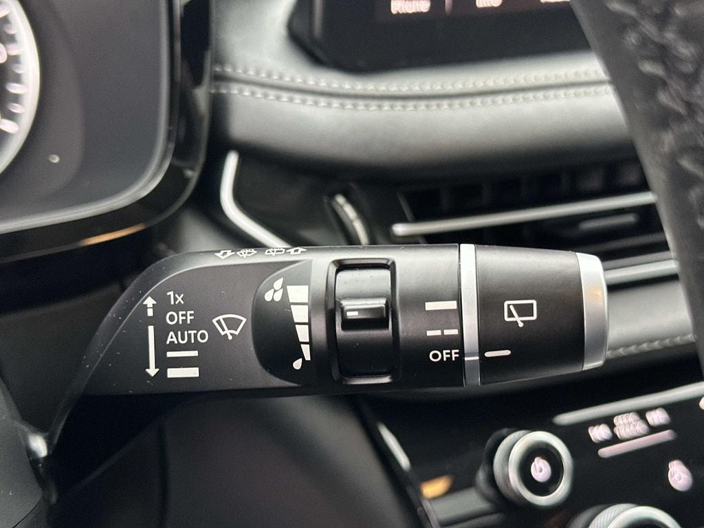 2025 INFINITI QX60 PURE