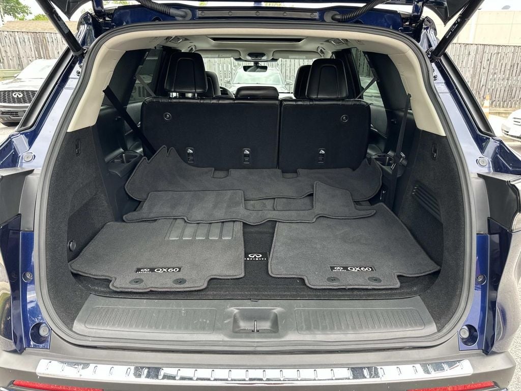 2025 INFINITI QX60 LUXE