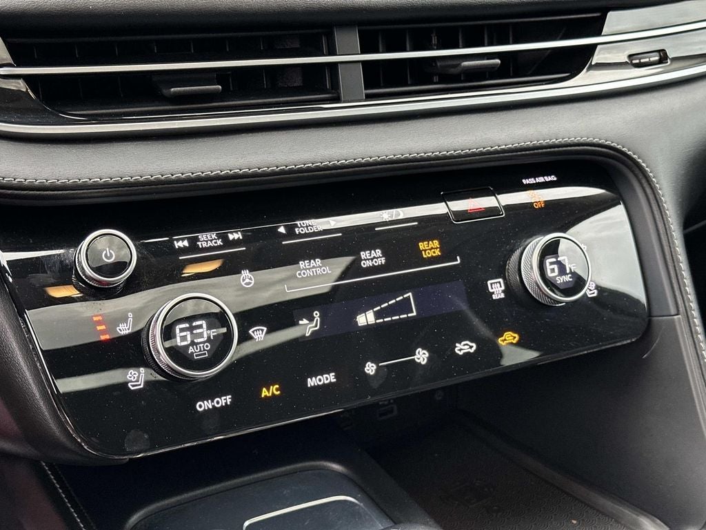2023 INFINITI QX60 LUXE