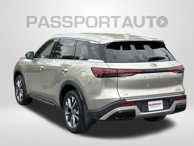 2023 INFINITI QX60 LUXE
