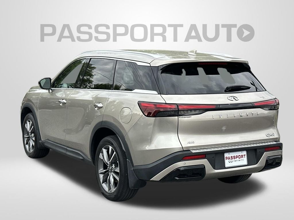 2023 INFINITI QX60 LUXE