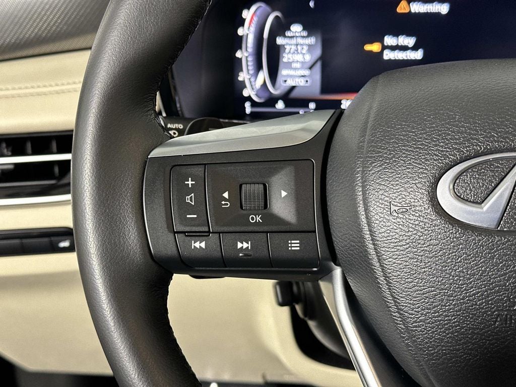 2023 INFINITI QX60 LUXE