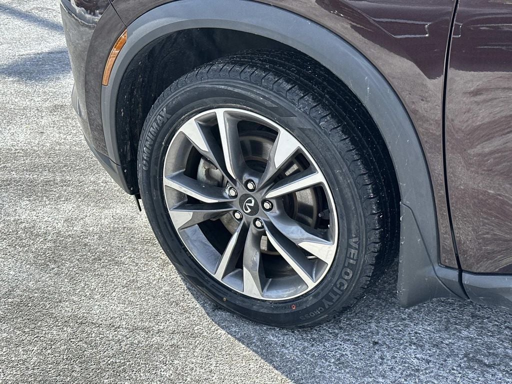 2022 INFINITI QX60 LUXE