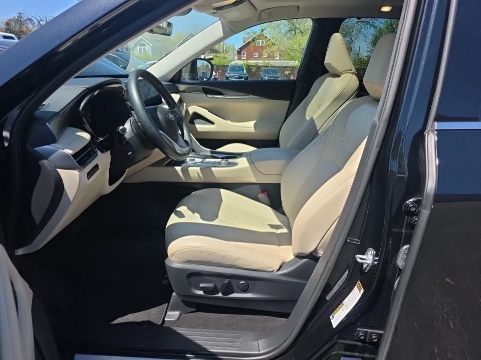 2023 INFINITI QX60 LUXE